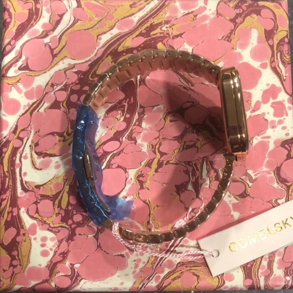 Gomelsky Eppie Sneed Steel MOP Dial Quartz Ladies - Picture 7 of 9